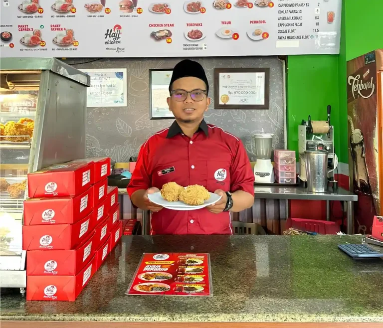 Pelayanan Ramah dan Cepat Jadi Alasan Banyak Pelanggan Betah di Ayam Geprek Sa'i dan Hajj Chicken